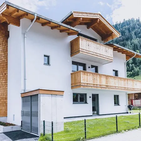 M1 - Mountain Living