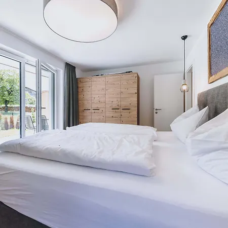 M1 - Mountain Living *